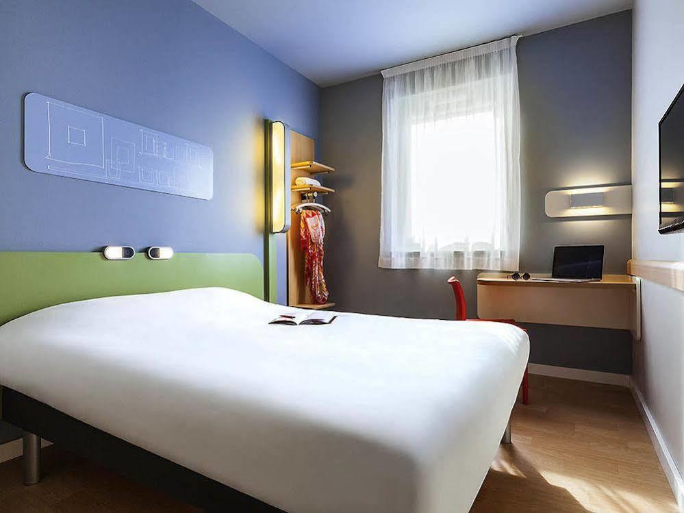 Ibis Budget Sens Exterior foto